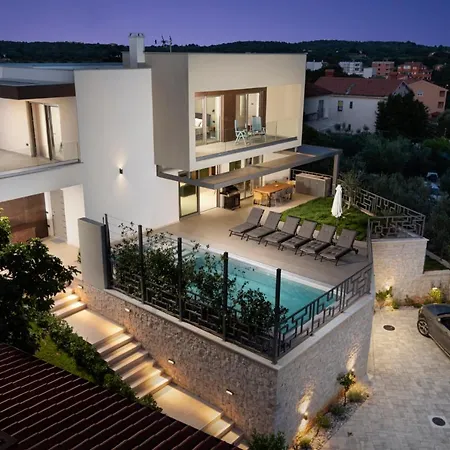 Suenos Villa *